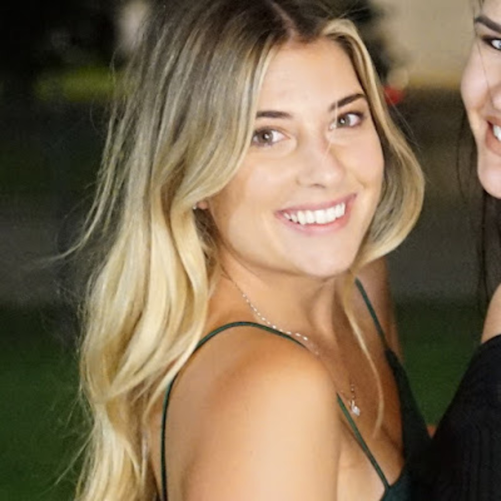 Meet your Posher, Ines